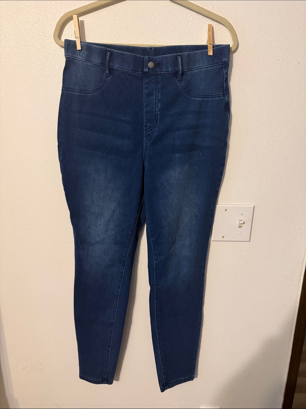 Time and Tru Dark Indigo Stretch Jeggings